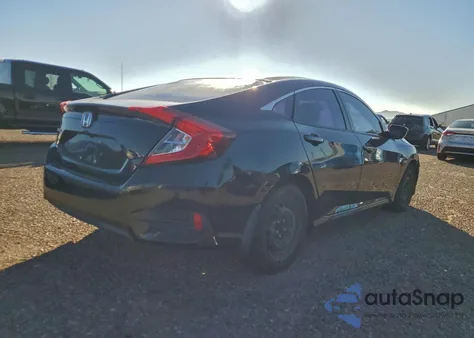 2018 Honda Civic Lx z USA, uszkodzony, nr VIN 2HGFC2F55JH545903
